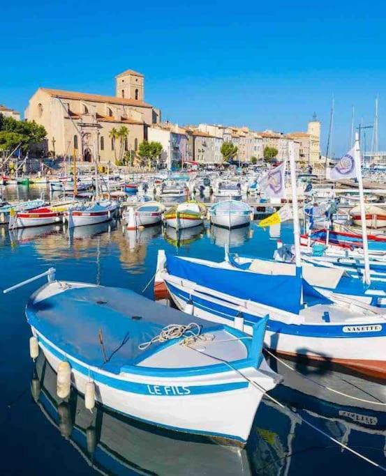 Grand T2 53M2, Proche Plages Et Port , Parking . Apartment La Ciotat Exterior foto