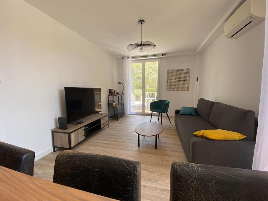 Grand T2 53M2, Proche Plages Et Port , Parking . Apartment La Ciotat Exterior foto