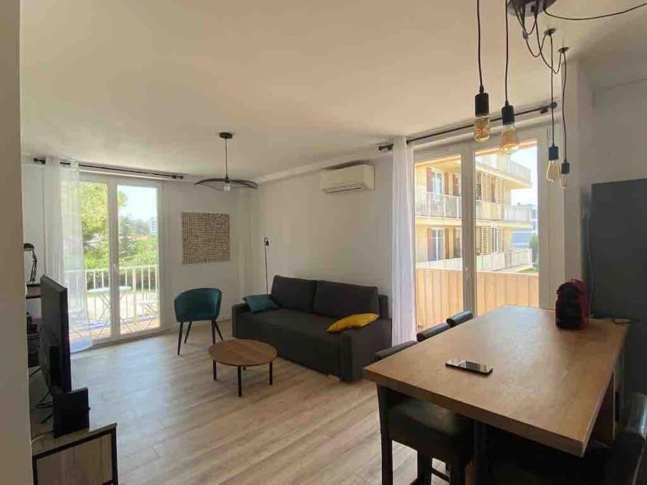 Grand T2 53M2, Proche Plages Et Port , Parking . Apartment La Ciotat Exterior foto